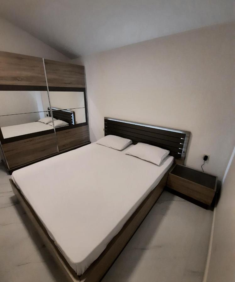 Apartments "4You" Τίβατ Εξωτερικό φωτογραφία