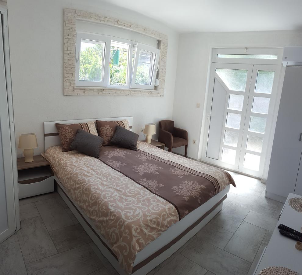 Apartments "4You" Τίβατ Εξωτερικό φωτογραφία